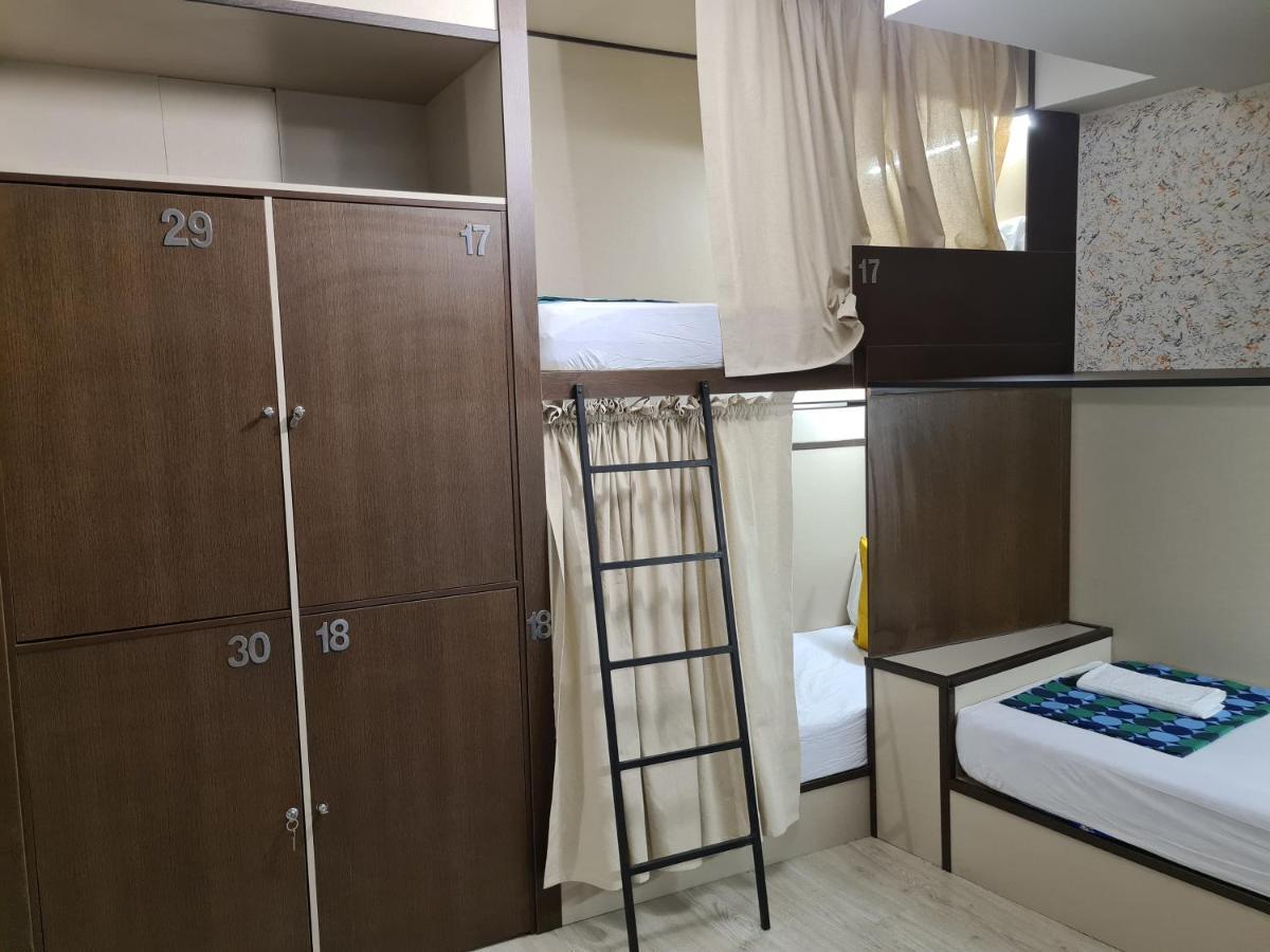 Hostel M-A Rooms Mate Madrid Eksteriør bilde