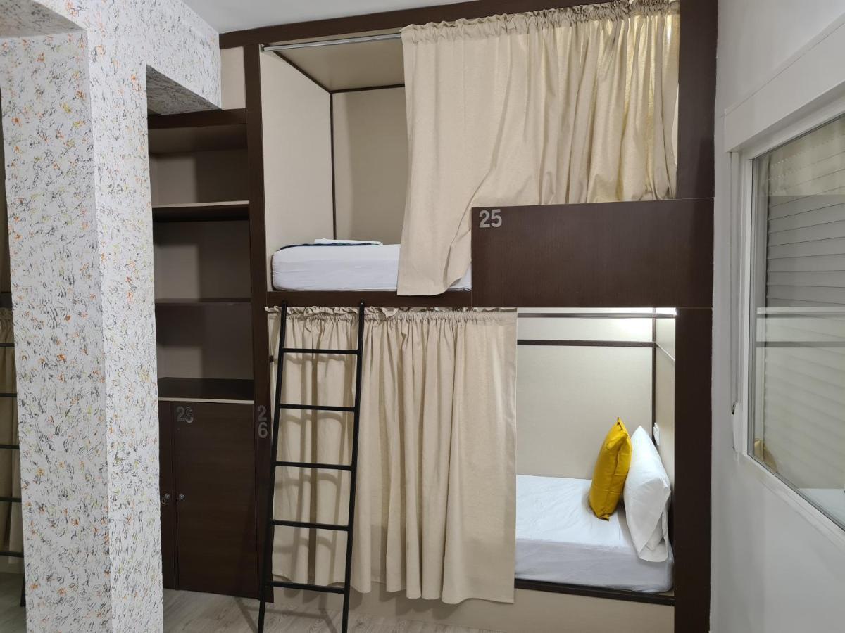 Hostel M-A Rooms Mate Madrid Eksteriør bilde