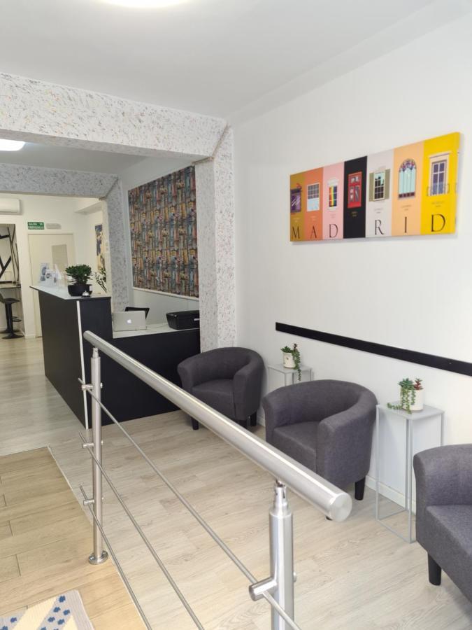 Hostel M-A Rooms Mate Madrid Eksteriør bilde